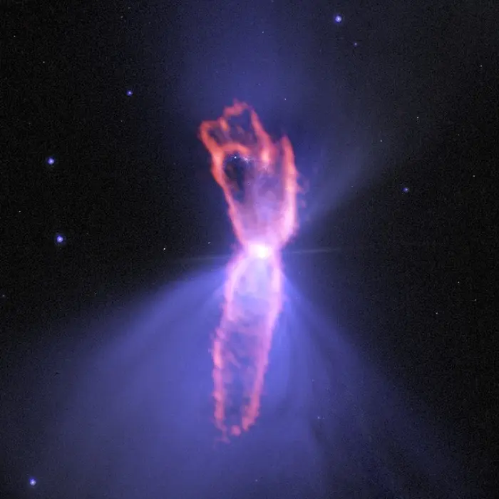 boomerang nebula radio