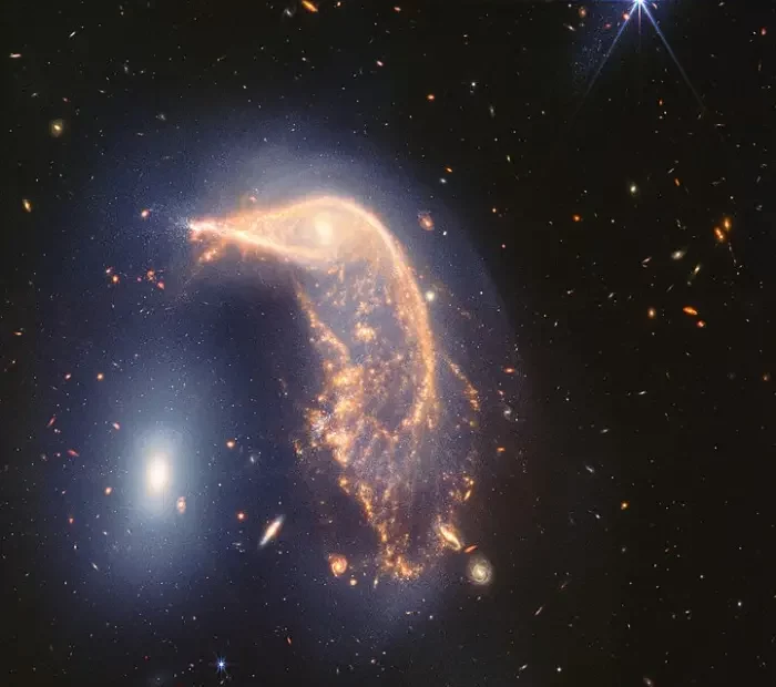 porpoise galaxy,ngc 2936,arp 142