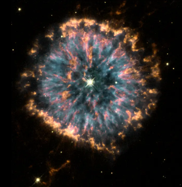 glowing eye nebula,ngc 6751,planetary nebula in aquila