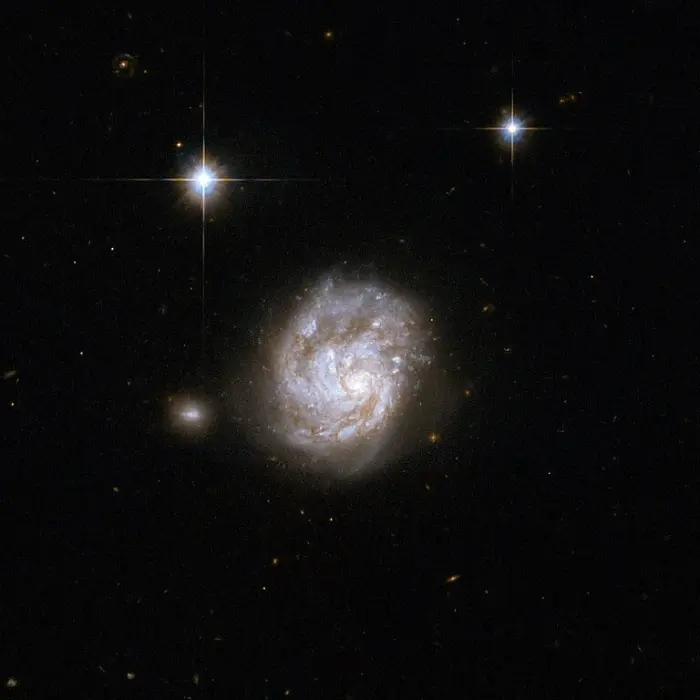 ngc 695 galaxy